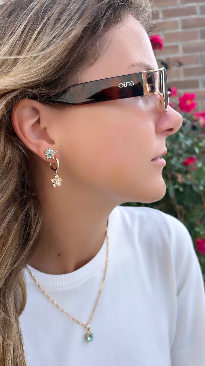 The Flower Ear Hoop Nora Norway