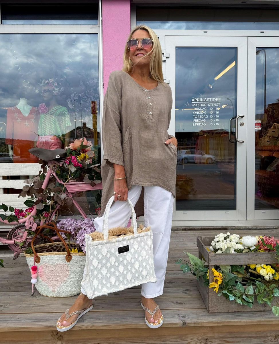 Amber Oversized Blouse