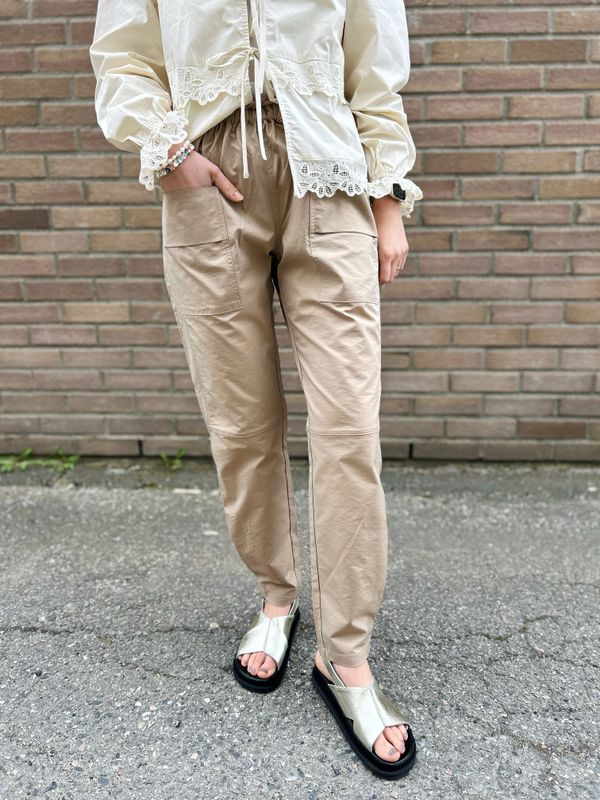 Thilla Pant Gossia