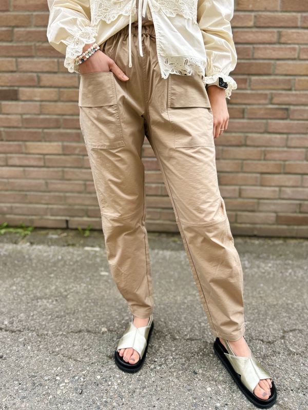 Thilla Pant Gossia